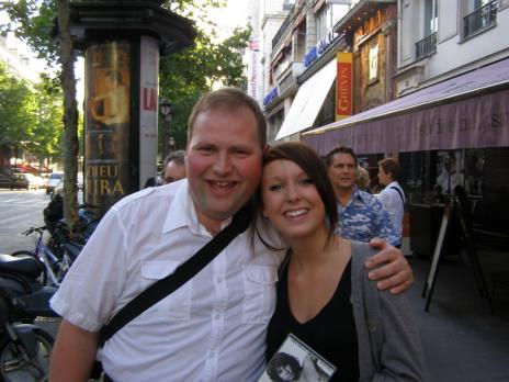 Terje Brandt treffer europeiske skjønnheter på jakt etter nyheter innen europop