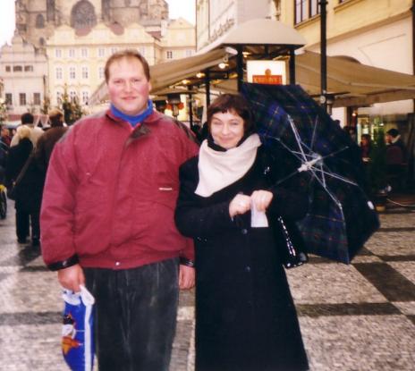 Som seg hør og bør: Herr Brandt treffer damer på jakt etter tysk musikk