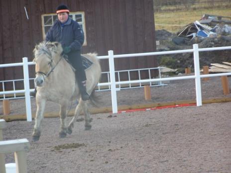Montro om programleder Terje Brandt har funnet fram 