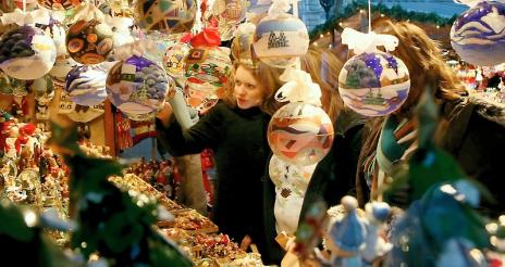 Tysk julemusikk høres gjerne på tyske julemarkeder..