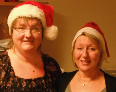 Mette og Mona i førjulsstemning